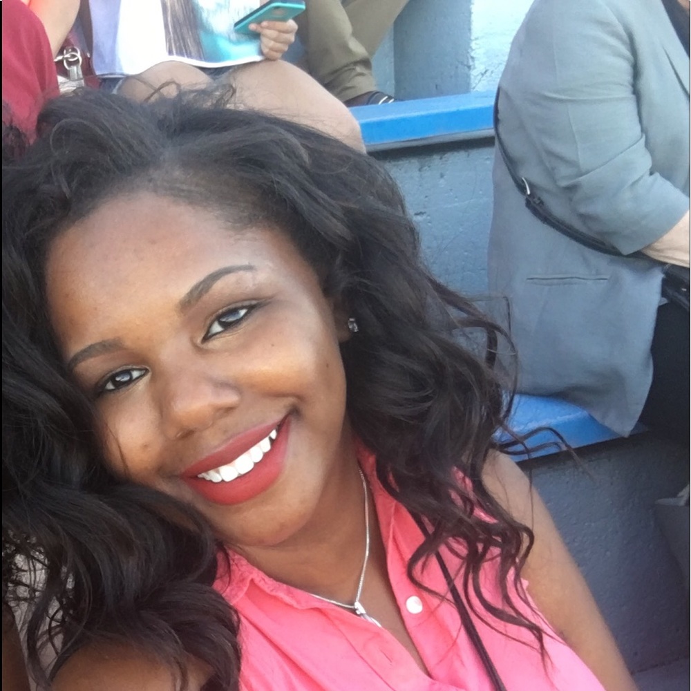 Meet your Posher, Karina